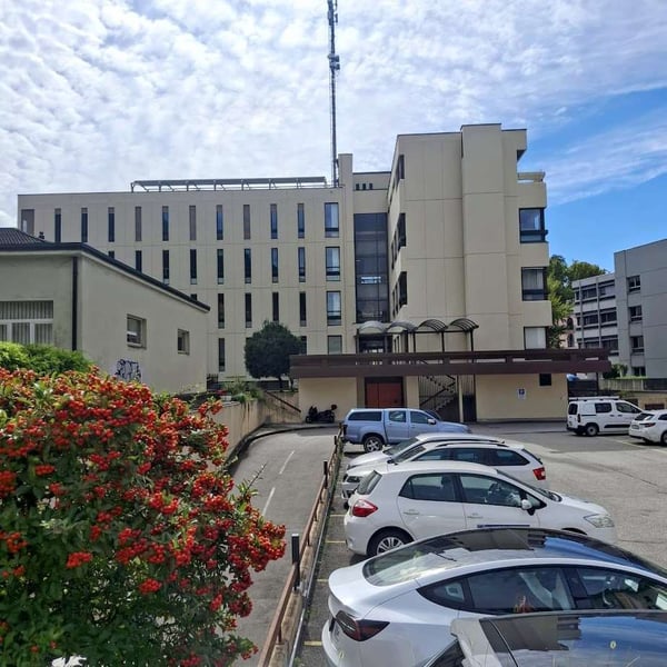 Affittasi monolocale attico in centro a Bellinzona 12