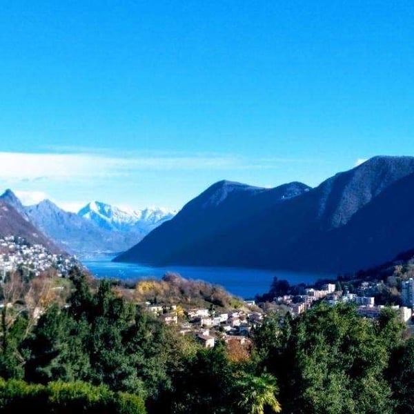 Montagnola - Prestigioso Attico Duplex Vista Lago a 50 m dalla TASIS
