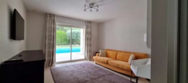 Mougins in un prestigioso golf club, lussuosa villa 13