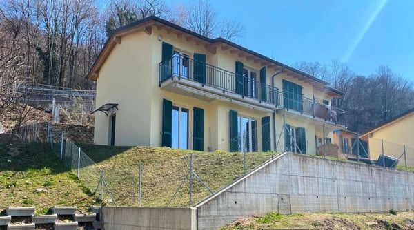 Porzione di casa bifamiliare in VENDITA, 4.5 locali