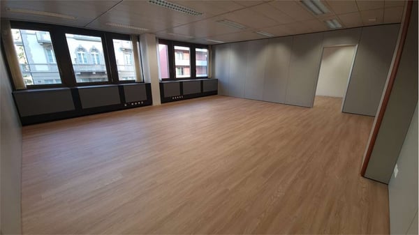 Ufficio di prestigio di 3 locali a due …