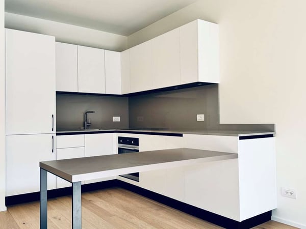 Nuovo e moderno 1.5 locali con giardino 2