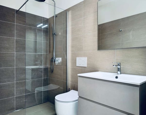 Nuovo e moderno 1.5 locali con giardino 4