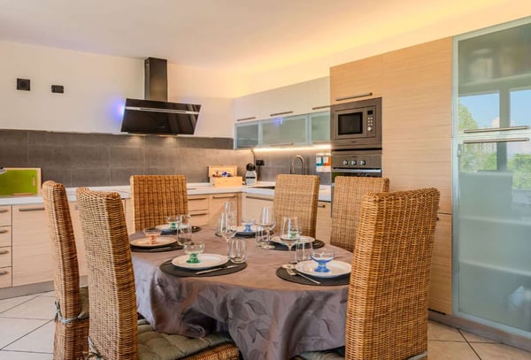 Casnate Con Bernate - Splendida villa di lusso con piscina 8
