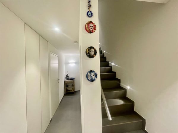 Villa unifamiliare moderna con vista aperta a Origlio 8