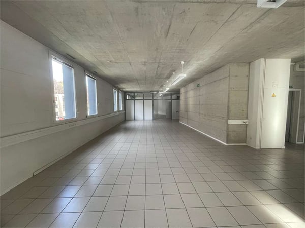 Affittasi spazio commerciale/uffici - Mezzovico 4