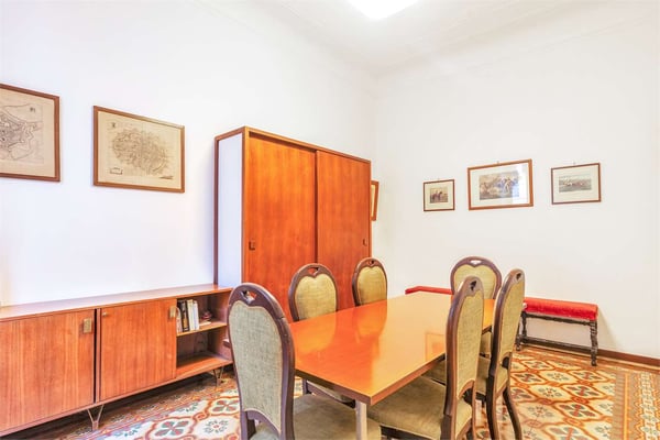 UFFICIO DI RAPPRESENTANZA IN PIAZZA SEMPIONE - ARCO DELLA PACE 8