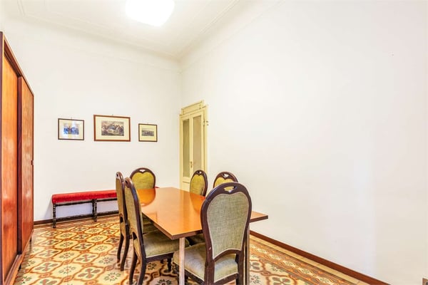 UFFICIO DI RAPPRESENTANZA IN PIAZZA SEMPIONE - ARCO DELLA PACE 7