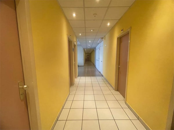 Affittasi spazio ufficio 4 locali - Manno 5