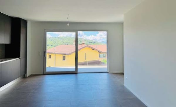 Affittiamo nuovo 4.5 locali a Cagiallo 1