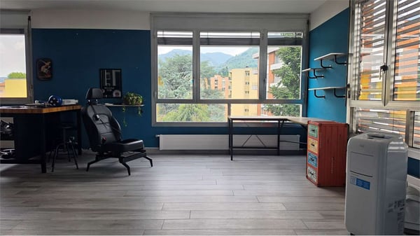 Appartamento in centro a chiasso quinto piano arredato ristrutturato 3