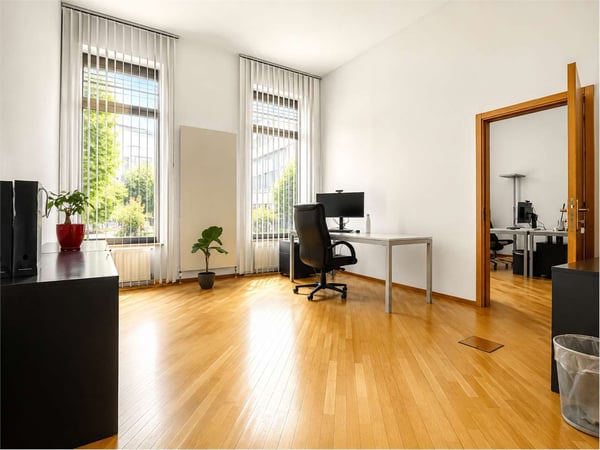 Uffici comunicanti all'interno di un Business Center a Lugano centro - 3