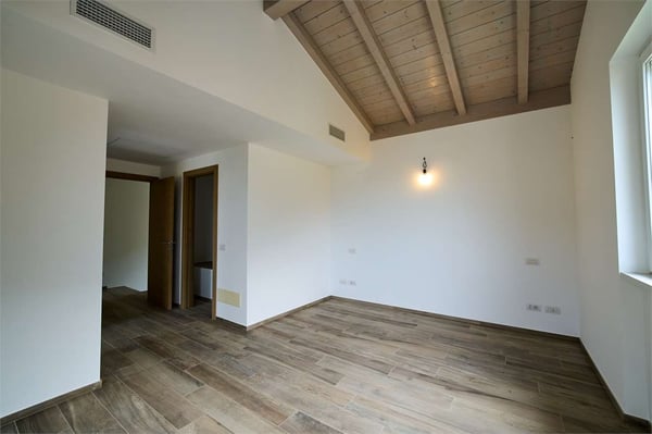 Villa con giardino privato con vista lago - Porlezza 8