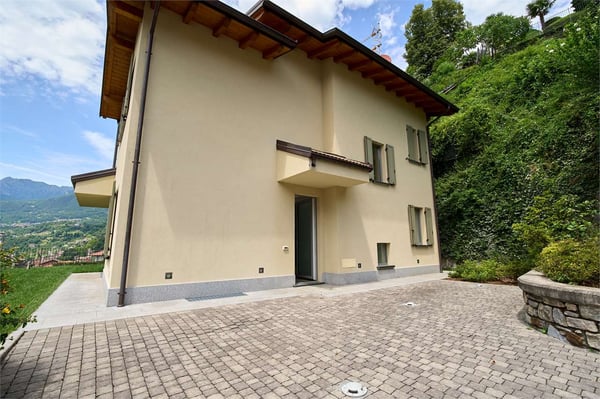 Villa con giardino privato con vista lago - Porlezza 6