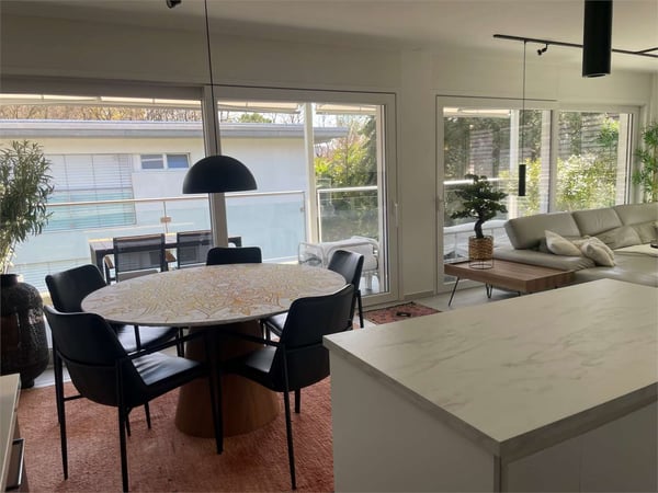 Residenza moderna di pregio con ampio terrazzo e doppi servizi nel ver 3