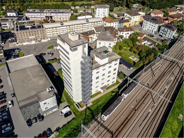3.5 locali moderno con piscina e vista Alpi - Arbedo 3