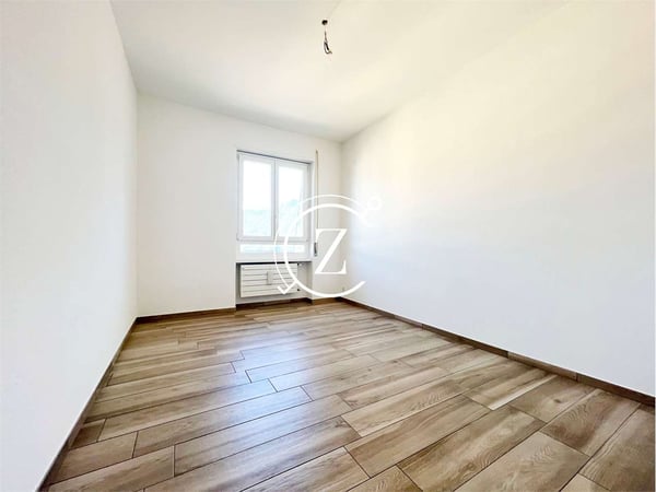 Appartamento 3.5 completamente ristrutturato con vista lago a Lugano 2