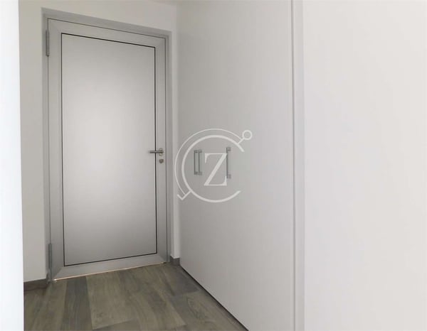 3.5 LOCALI CON VISTA LAGO, PISCINA E GIARDINO 5