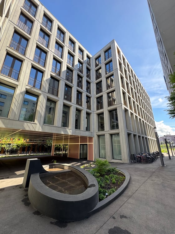 Erstklassige, bezugsbereite Bürofläche im B-City – Einziehen und durchstarten! 1