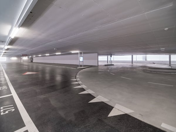 Einstellplätze im Parkhaus TechCenter Reinach
