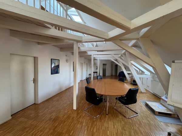 Büroräumlichkeiten in Liebhaberobjekt 4