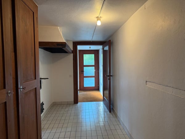 Charmantes Bauernhaus mit Garage und grossem Garten in Mühledorf SO 14