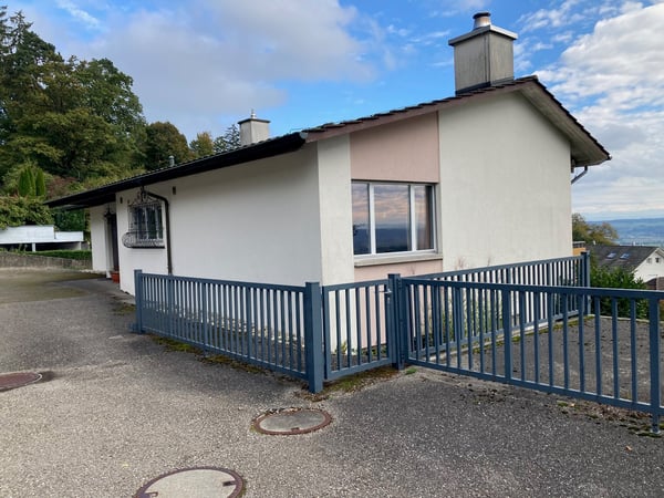 2 Familienhaus auf 1334m2m plus Parzelle mit 485m2 Bauland 1