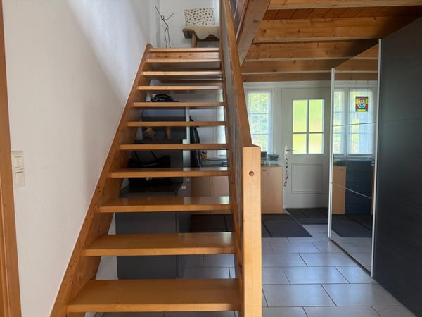 Charmantes Einfamilienhaus mit Garten in ruhiger Lage von Aeschi 3