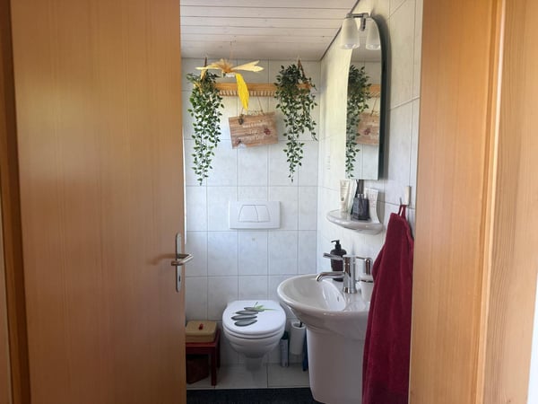 Charmantes Einfamilienhaus mit Garten in ruhiger Lage von Aeschi 6