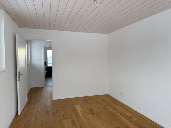 Modernes 1.5-Zimmer-Einfamilienhaus in Hermrigen 10