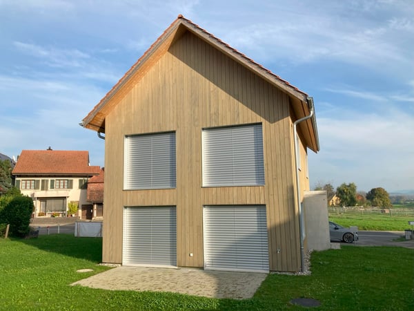 Modernes 1.5-Zimmer-Einfamilienhaus in Hermrigen 1