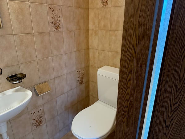 Charmante 3-Zimmer-Wohnung mit Gemeinschaftspool/Sauna und Garage in Dotzigen 13