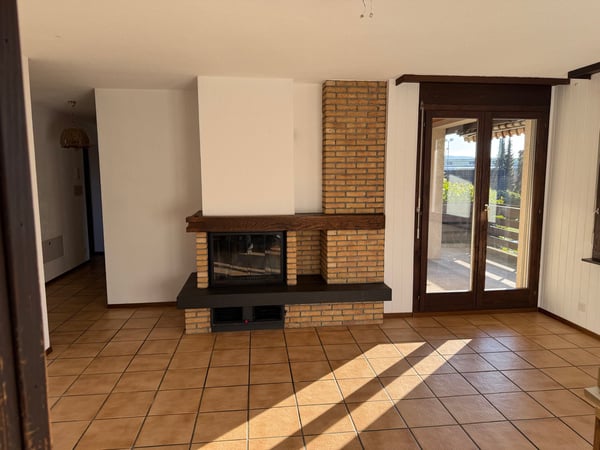 Charmante 3-Zimmer-Wohnung mit Gemeinschaftspool/Sauna und Garage in Dotzigen 5