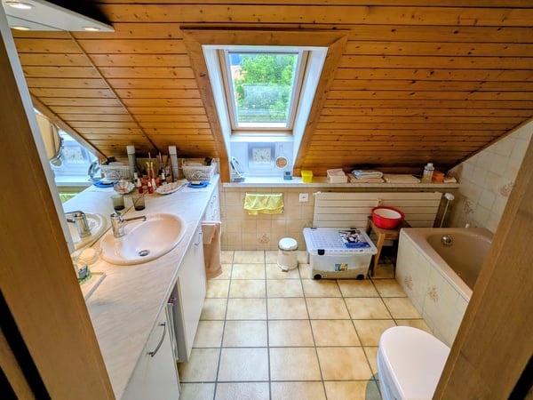 Attraktive 4.5-Zimmer-Wohnung in Leuzigen  hell, grosszügig und mit Balkon/Estrich/Keller 10