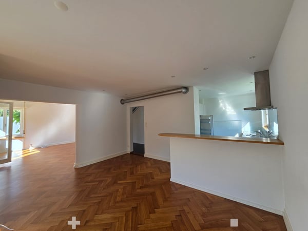 Charmantes Einfamilienhaus in Biel mit grossem Garten, Sauna und Whirlpool 7