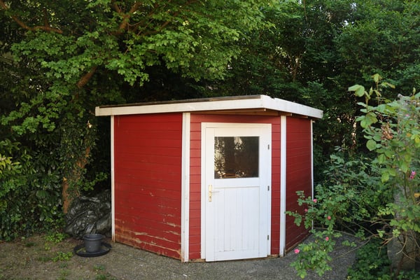 Charmantes Einfamilienhaus in Biel mit grossem Garten, Sauna und Whirlpool 18