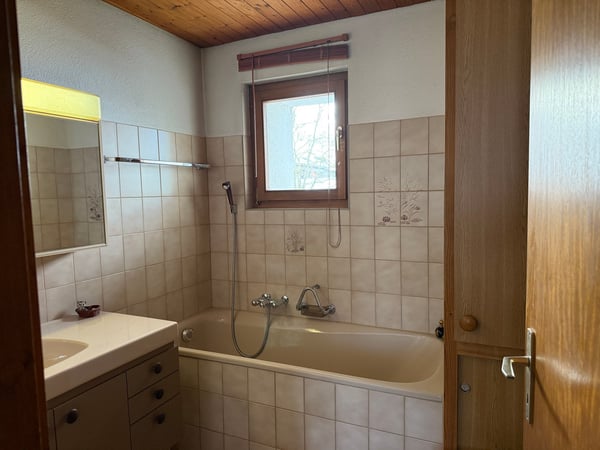 4.5 Zimmer Einfamilienhaus in Büren an der Aare 12