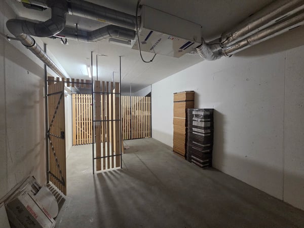 Moderne 2.5-Zimmer-Wohnung mit Stadtblick im 6. Stock in Biel 14
