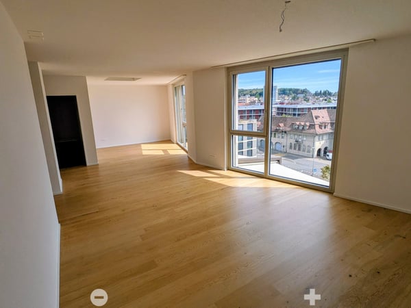 Moderne 2.5-Zimmer-Wohnung mit Stadtblick im 6. Stock in Biel 5