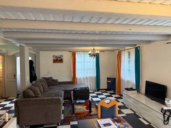 Charmantes 5.5-Zimmer-Einfamilienhaus mit Einliegerwohnung 1.5 Zimmer in Nidau 16