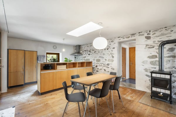 Magnifique immeuble de 3 logements à Forel - FR 4