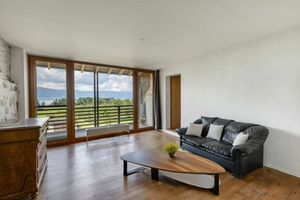Magnifique immeuble de 3 logements à Forel - FR 7