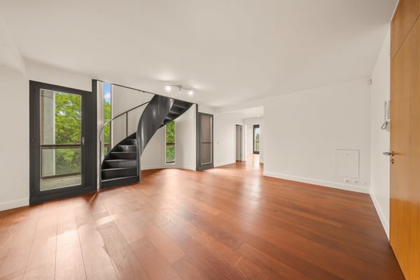 Unique penthouse with rooftop and swimming pool and amazing view on the lake and the Jet d’Eau 15