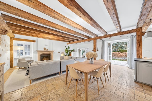 Ferme rénovée de charme et caractère 1