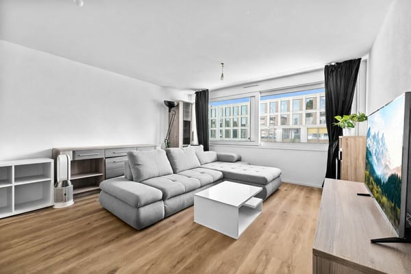 2.5 pièces moderne dans une PPE récente 2