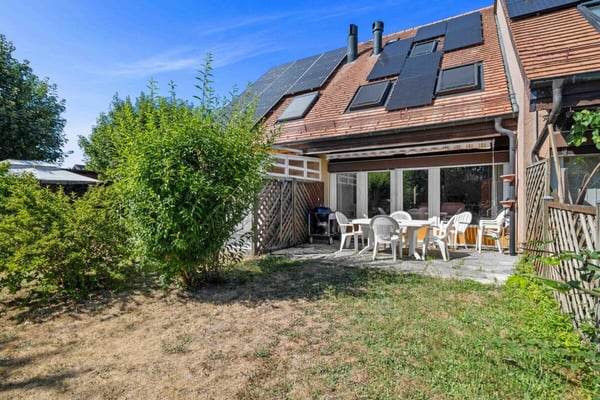 Villa familiale de caractère avec jardin privatif au coeur d'Echallens 17