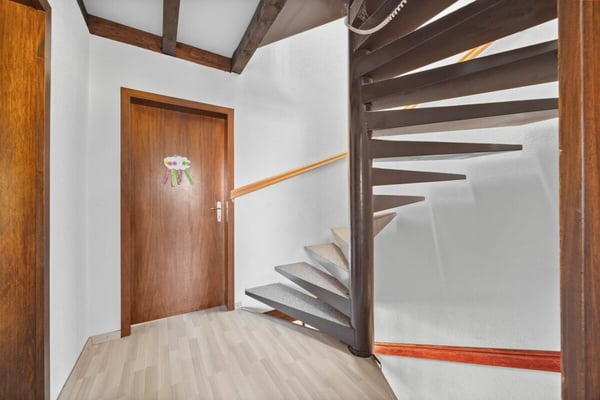 Villa familiale de caractère avec jardin privatif au coeur d'Echallens 14