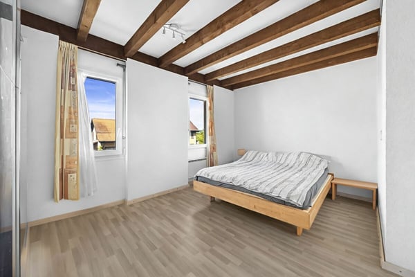 Villa familiale de caractère avec jardin privatif au coeur d'Echallens 10