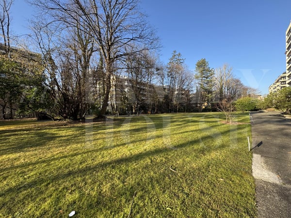 Spacieux appartement situé en étage élevé et profitant d'une très belle vue 10