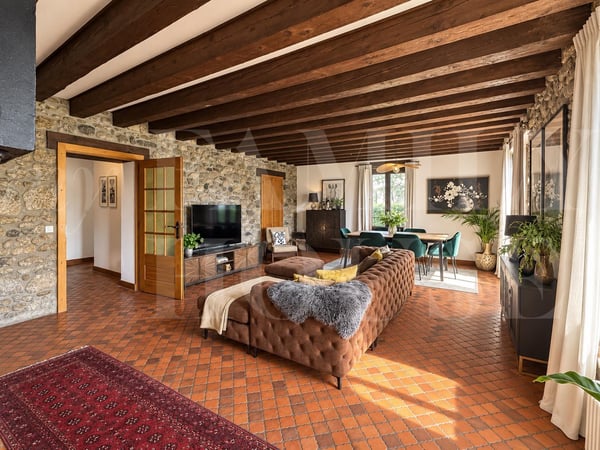 Spacieux appartement dans une magnifique propriété 4